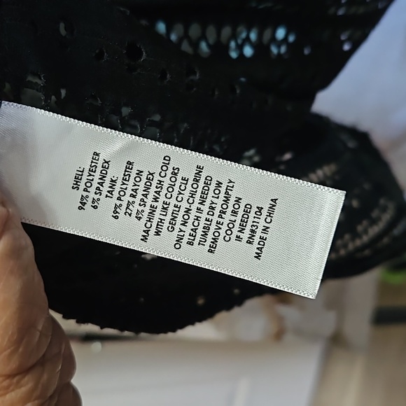 Kim Rogers Cardigan looks crocheted PXL short sleeve worn 1x black - Picture 9 of 9